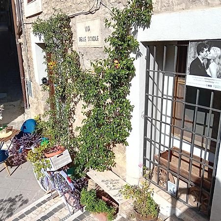 Casetta Nel Borgo Olevano Romano Buitenkant foto