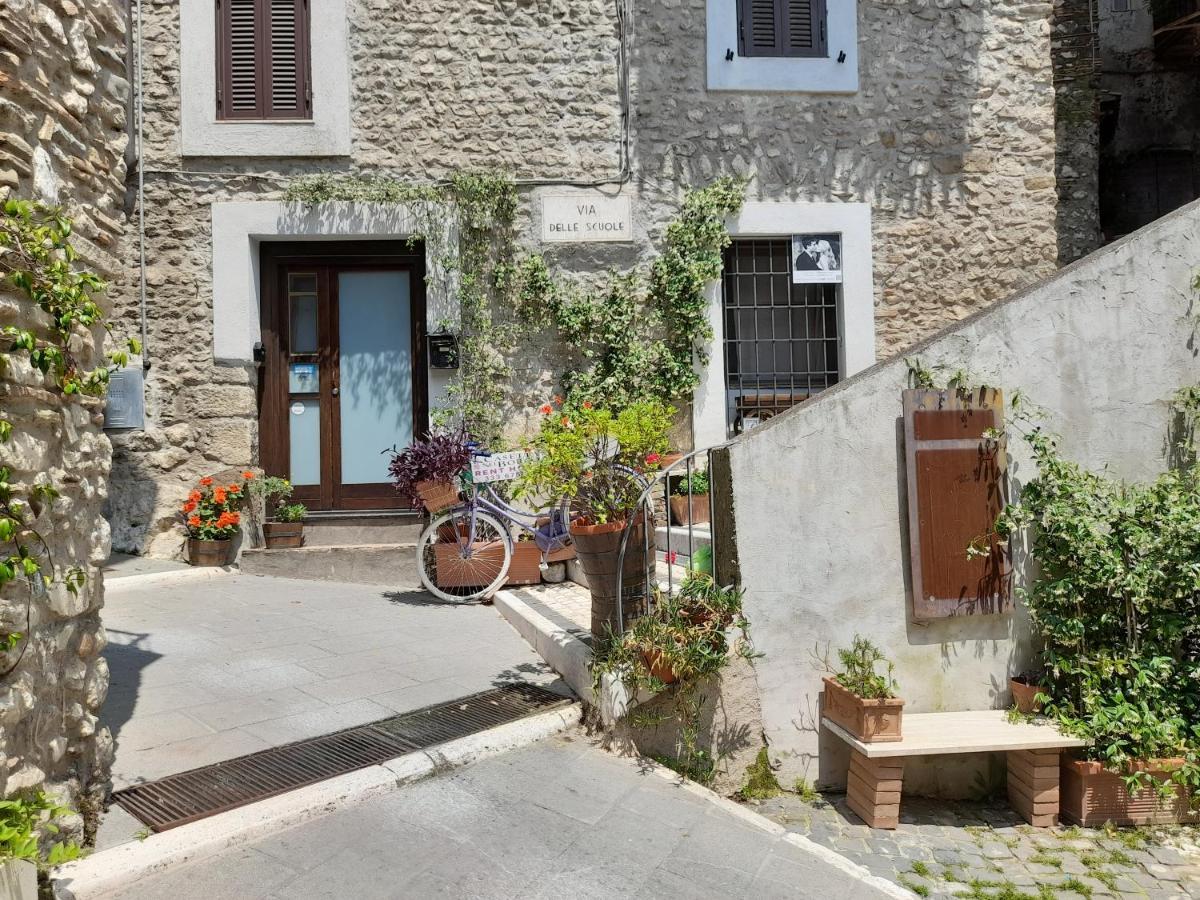 Casetta Nel Borgo Olevano Romano Buitenkant foto